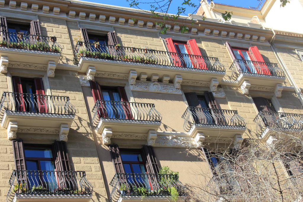 Obras fachada barcelona - pau claris - Tascó Construcció